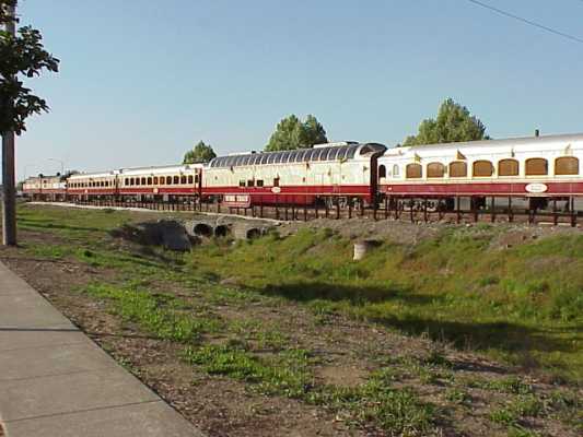 Napa Valley Wine Train cars (MVC-115F)