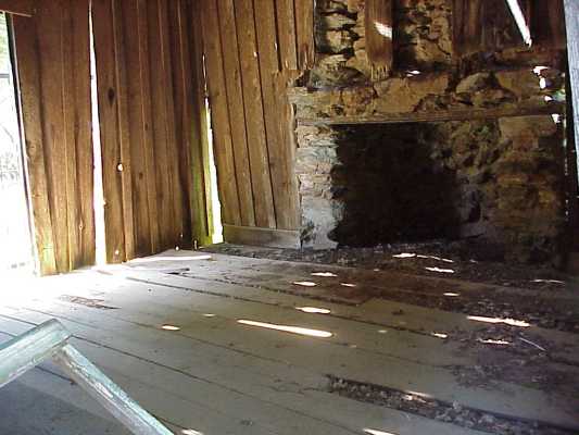Mark Twain Cabin Interior MVC-074X