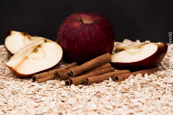 Still Life Apples Cinnamon and Oats - DSC4306