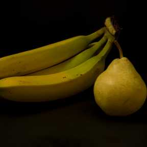 Still Life Bananas and Pear - DSC4192