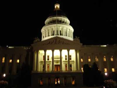 California State Capitol Building at night, Sacramento (DSC00242)