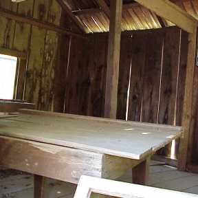 Mark Twain Cabin Interior MVC-075X